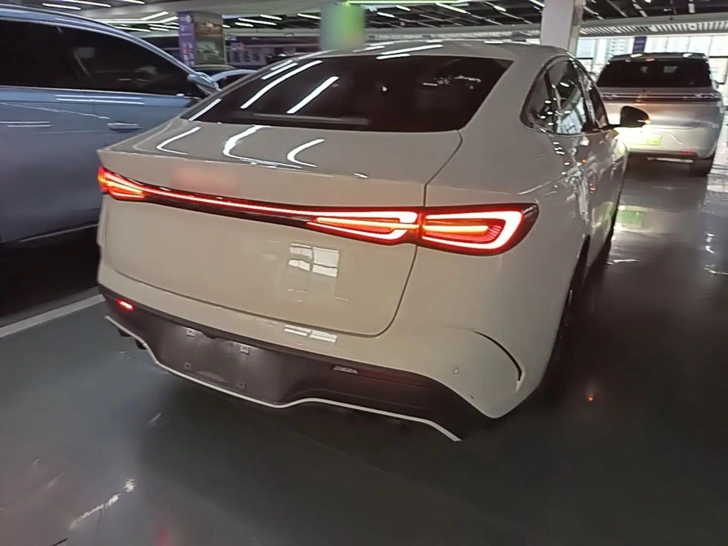 BYD Seal 06 New Energy 2024 DM-i 80KM Prestige Model — миниатюра 6
