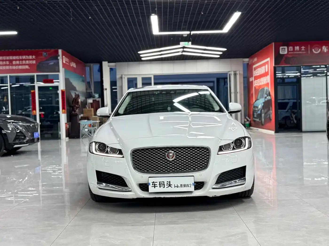 2018 Jaguar XFL 2.0T 200PS Elite Edition — миниатюра 2