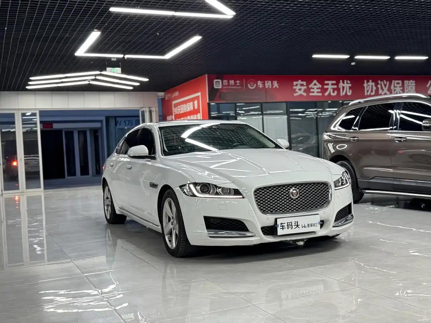 2018 Jaguar XFL 2.0T 200PS Elite Edition — миниатюра 3
