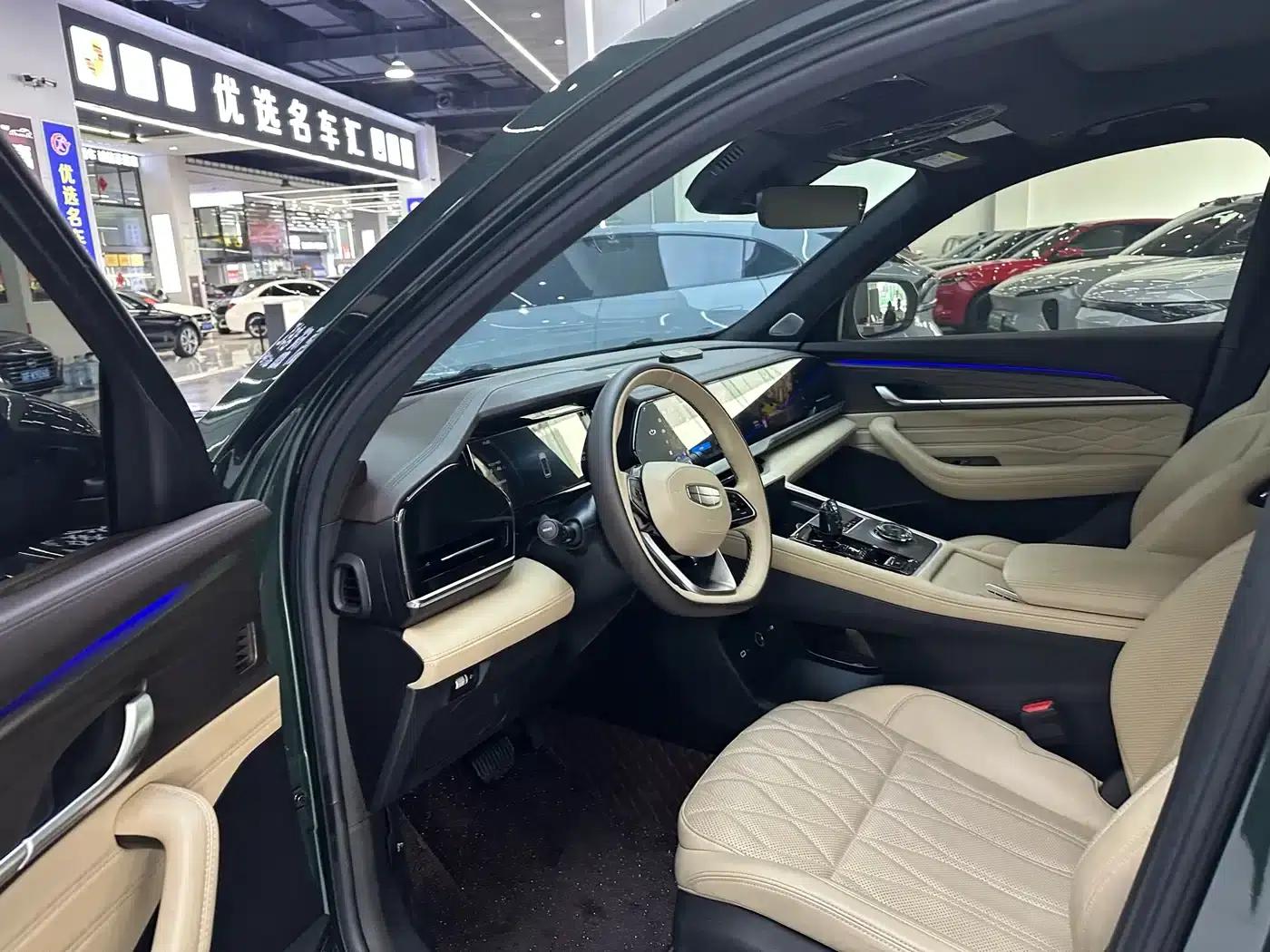 Geely Xingyue L 2025 Oriental Radiance 2.0TD Automatic Star Edition — миниатюра 5