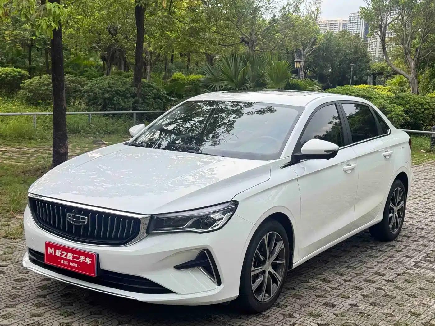 Geely Emgrand 2022 4th Generation 1.5L CVT Premium — миниатюра 1