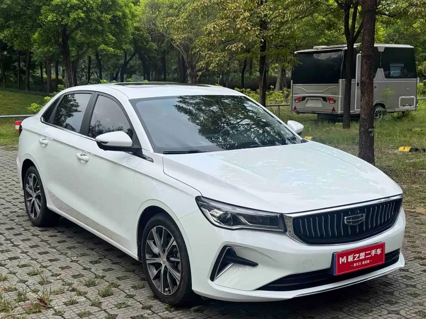 Geely Emgrand 2022 4th Generation 1.5L CVT Premium — миниатюра 8