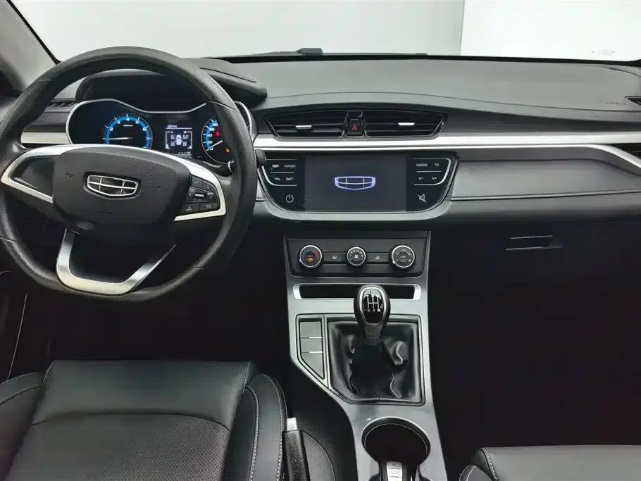 Geely Emgrand 2020 1.5L Manual Comfort Model — миниатюра 12