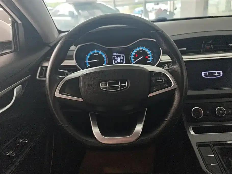 Geely Emgrand 2020 1.5L Manual Comfort Model — миниатюра 15