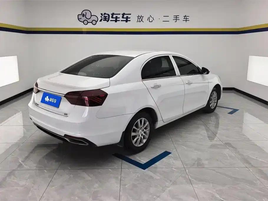 Geely Emgrand 2020 1.5L Manual Comfort Model — миниатюра 3