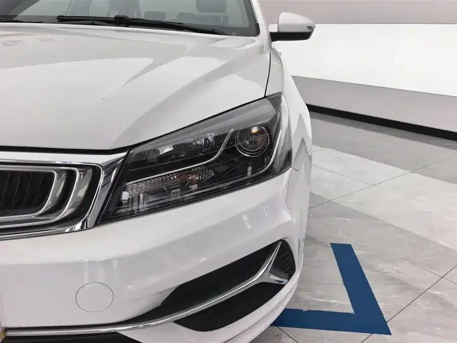 Geely Emgrand 2020 1.5L Manual Comfort Model — миниатюра 5