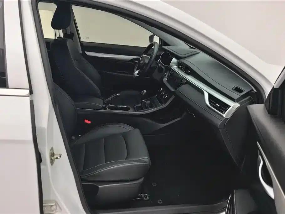 Geely Emgrand 2020 1.5L Manual Comfort Model — миниатюра 8