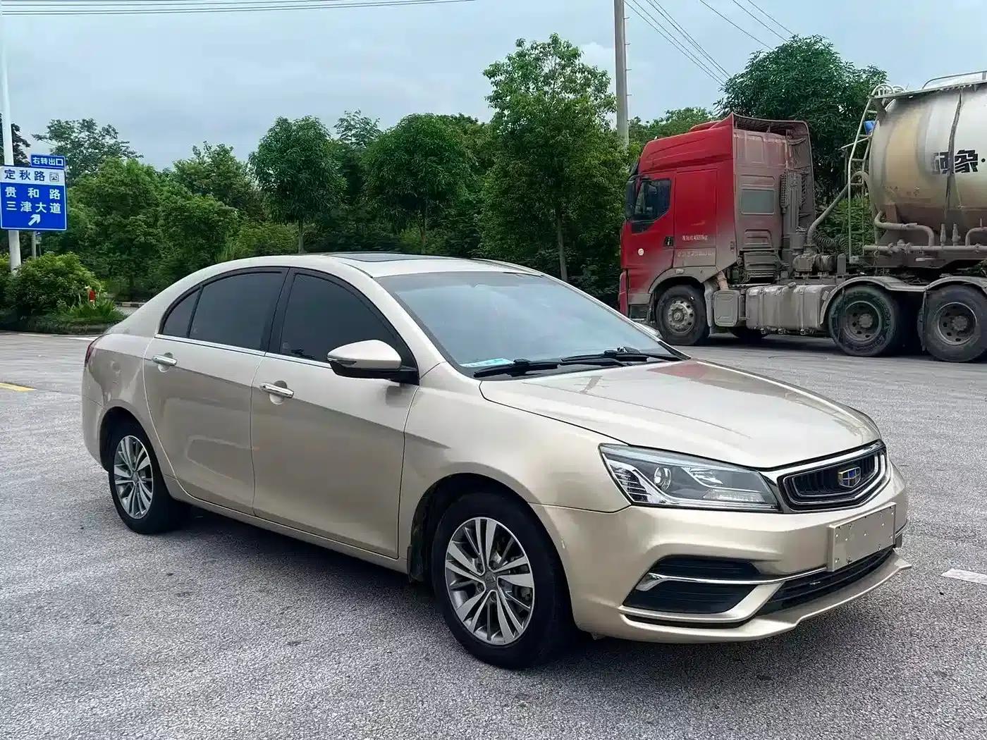Geely Emgrand 2018 1.5L Manual Upward Connected Edition — миниатюра 3