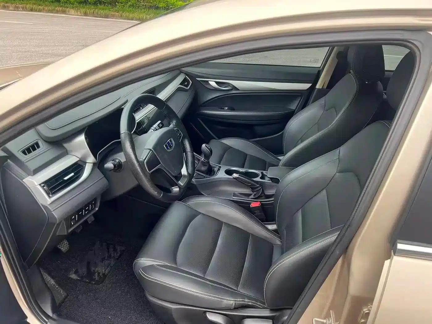Geely Emgrand 2018 1.5L Manual Upward Connected Edition — миниатюра 9