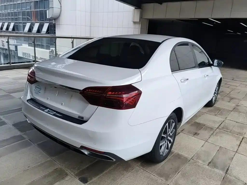 Geely Emgrand 2020 1.5L CVT Upward Edition — миниатюра 7
