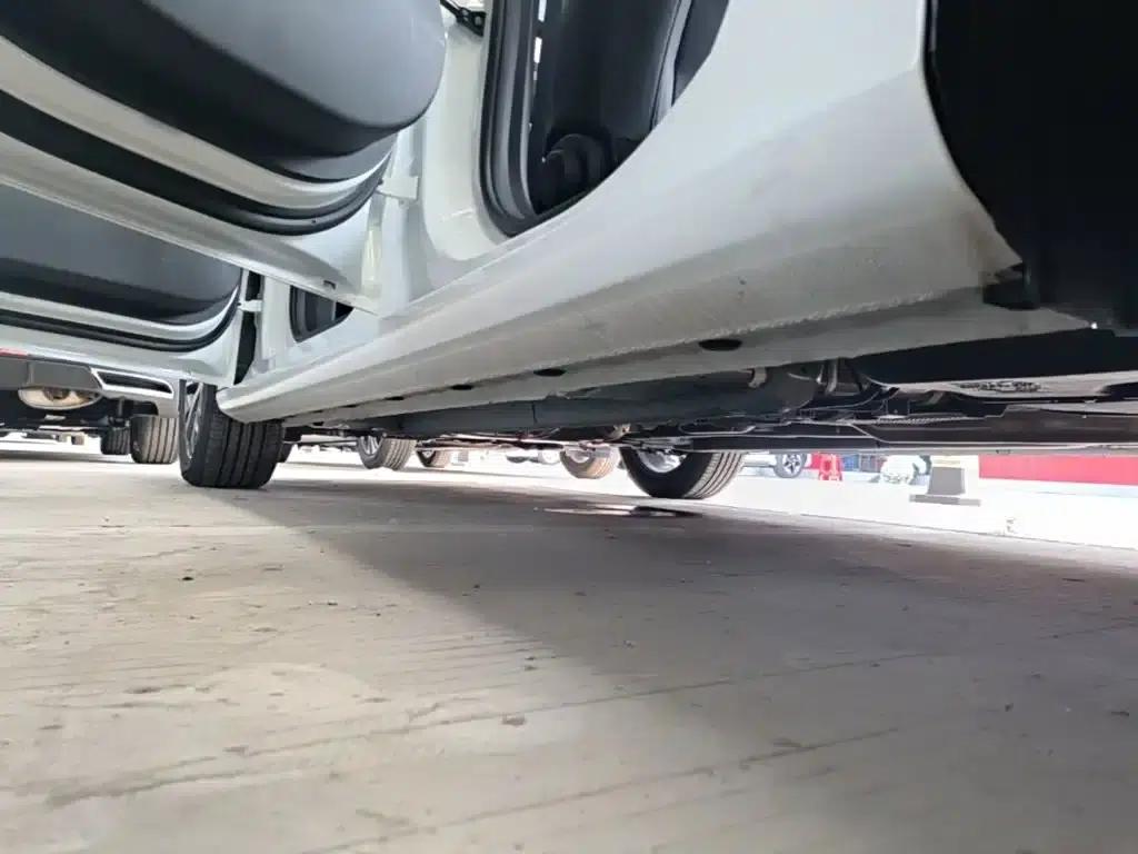 Geely Emgrand 2026 4 Millionth Anniversary Edition 1.5L CVT Superior Model — миниатюра 22
