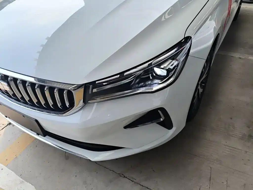 Geely Emgrand 2026 4 Millionth Anniversary Edition 1.5L CVT Superior Model — миниатюра 24
