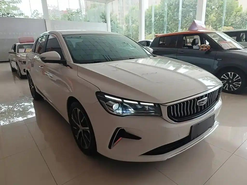 Geely Emgrand 2023 4th Generation Champion Edition 1.5L CVT Flagship Model — миниатюра 4