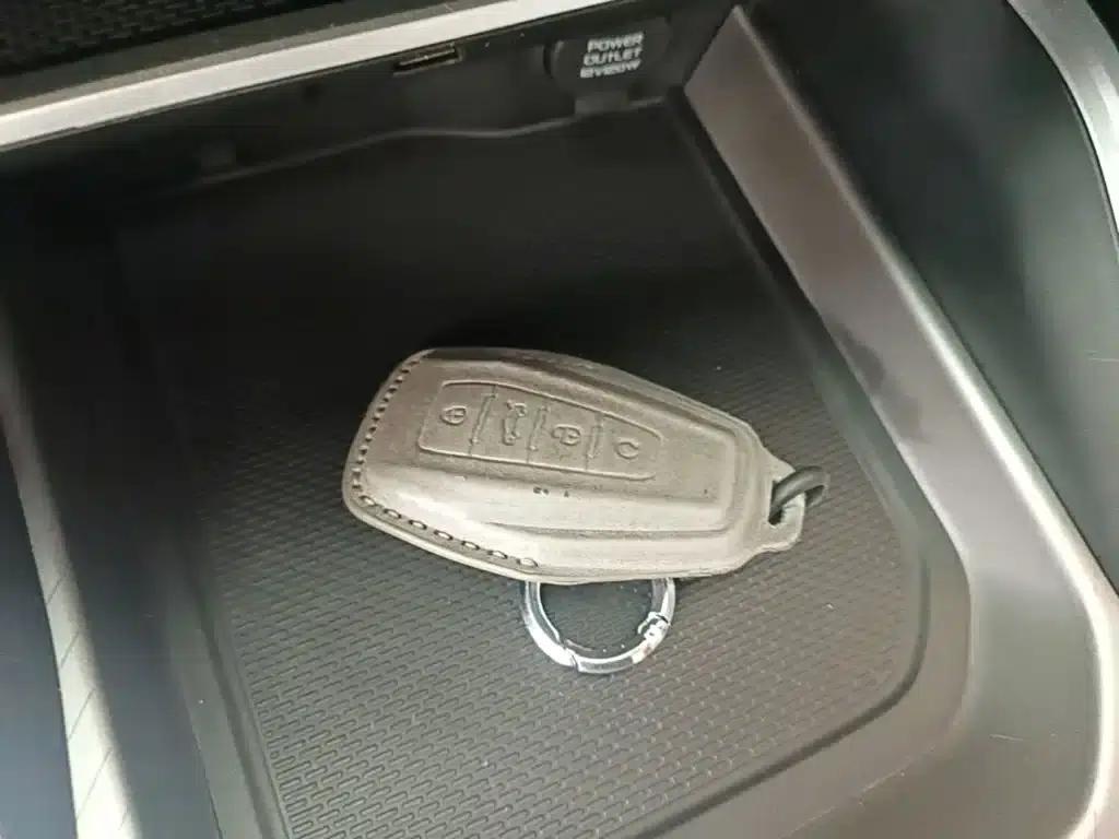 Geely Emgrand 2023 4th Generation Champion Edition 1.5L CVT Flagship Model — миниатюра 9