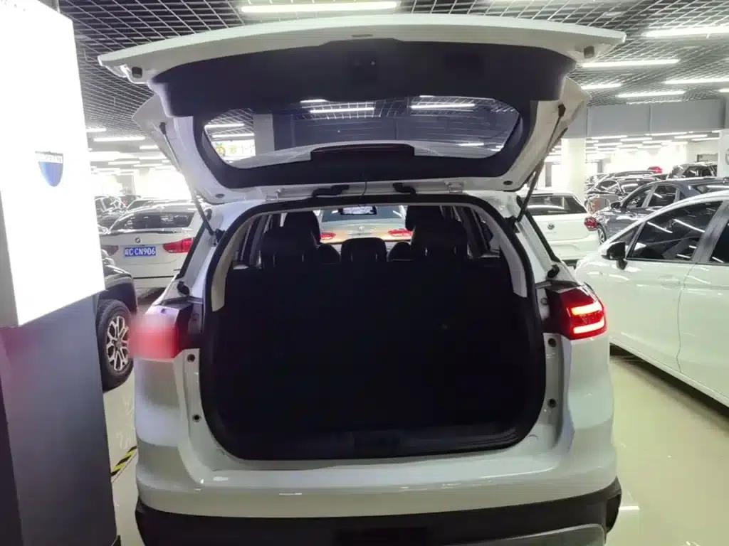 Geely Boyue 2021 Million Edition 1.8TD DCT 2WD Comfort Model — миниатюра 19