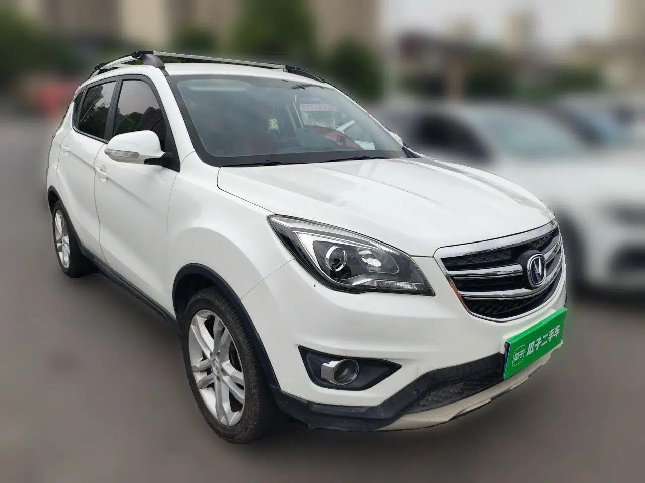 CHANGAN CS35 2017 1.6L Manual Luxury Model — миниатюра 3