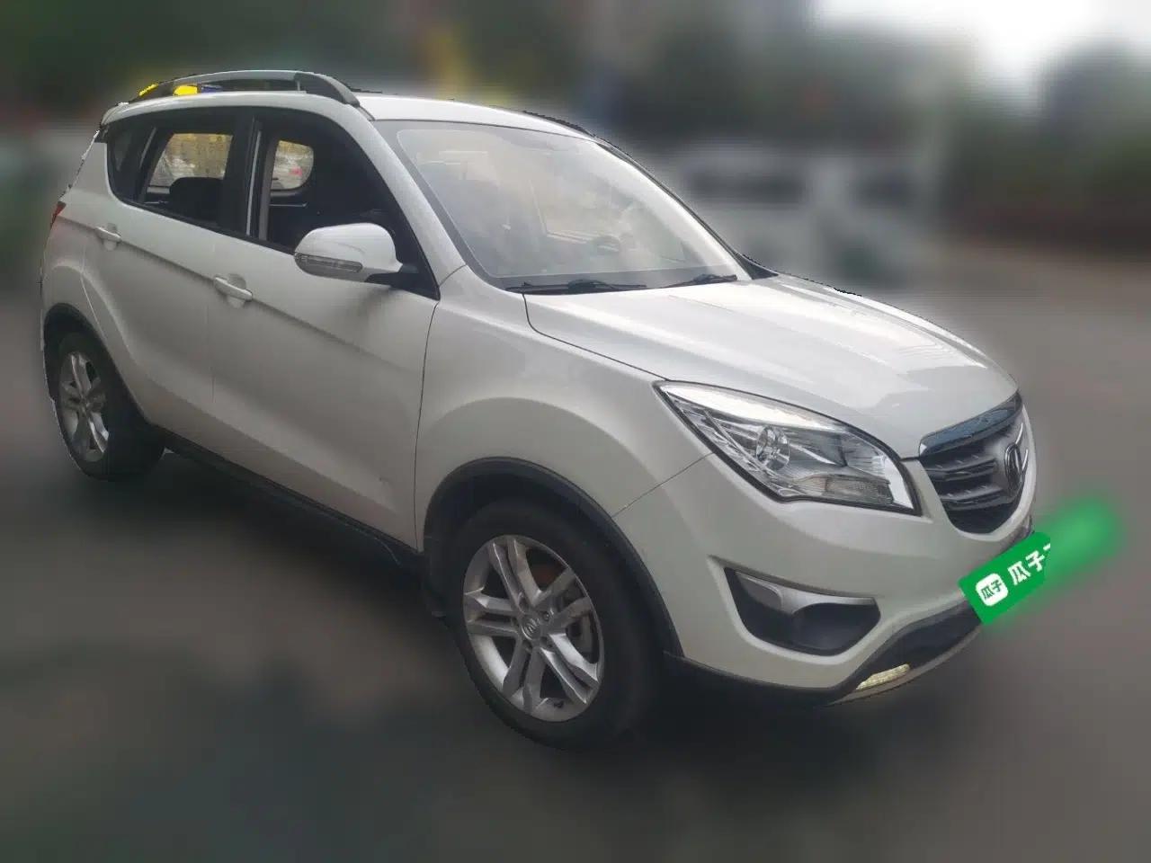 CHANGAN CS35 2016 1.6L Manual Luxury Model China V Standard — миниатюра 3