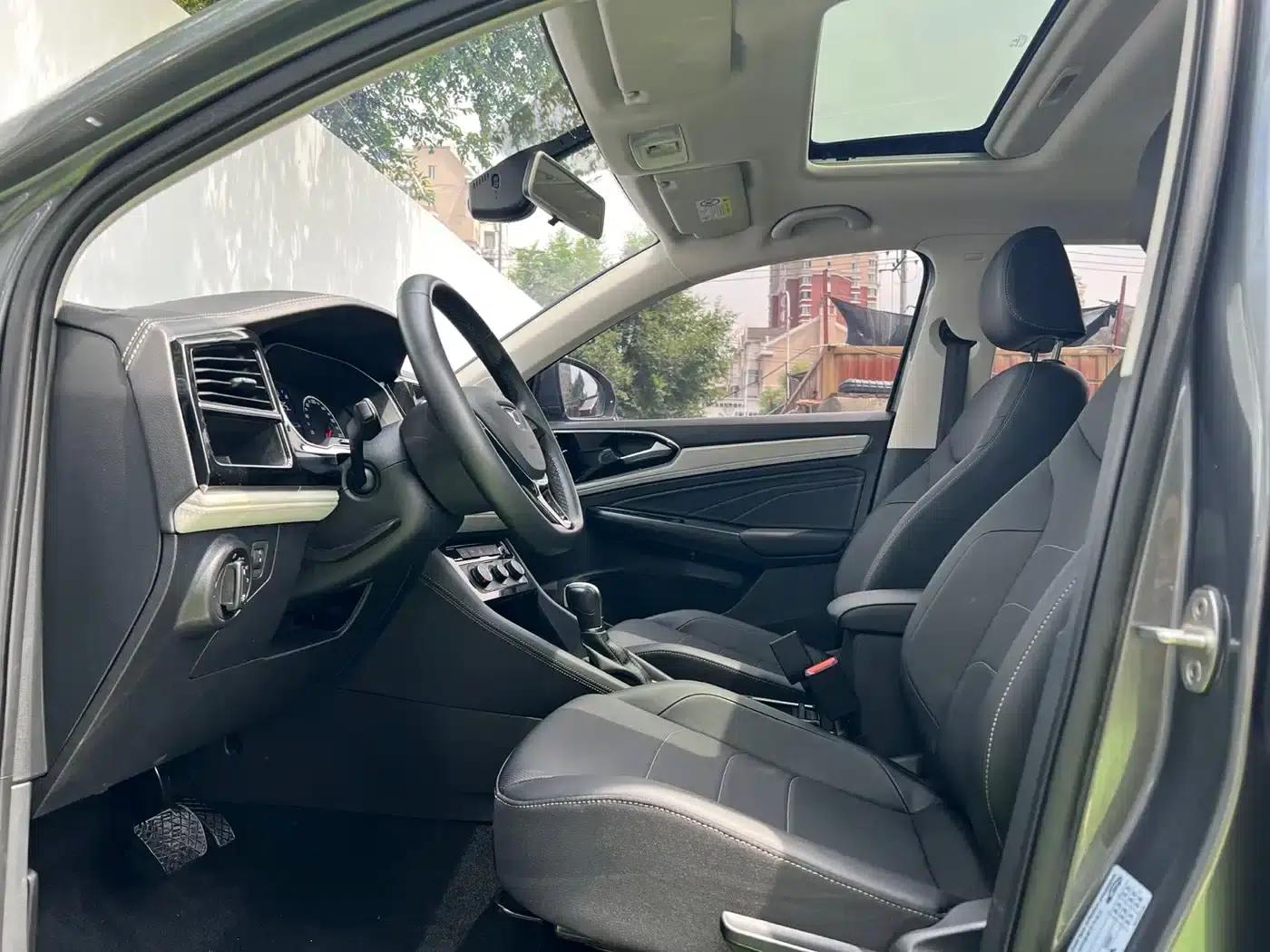 Jetta VS5 2022 280TSI Manual Enjoyment Pro — миниатюра 4