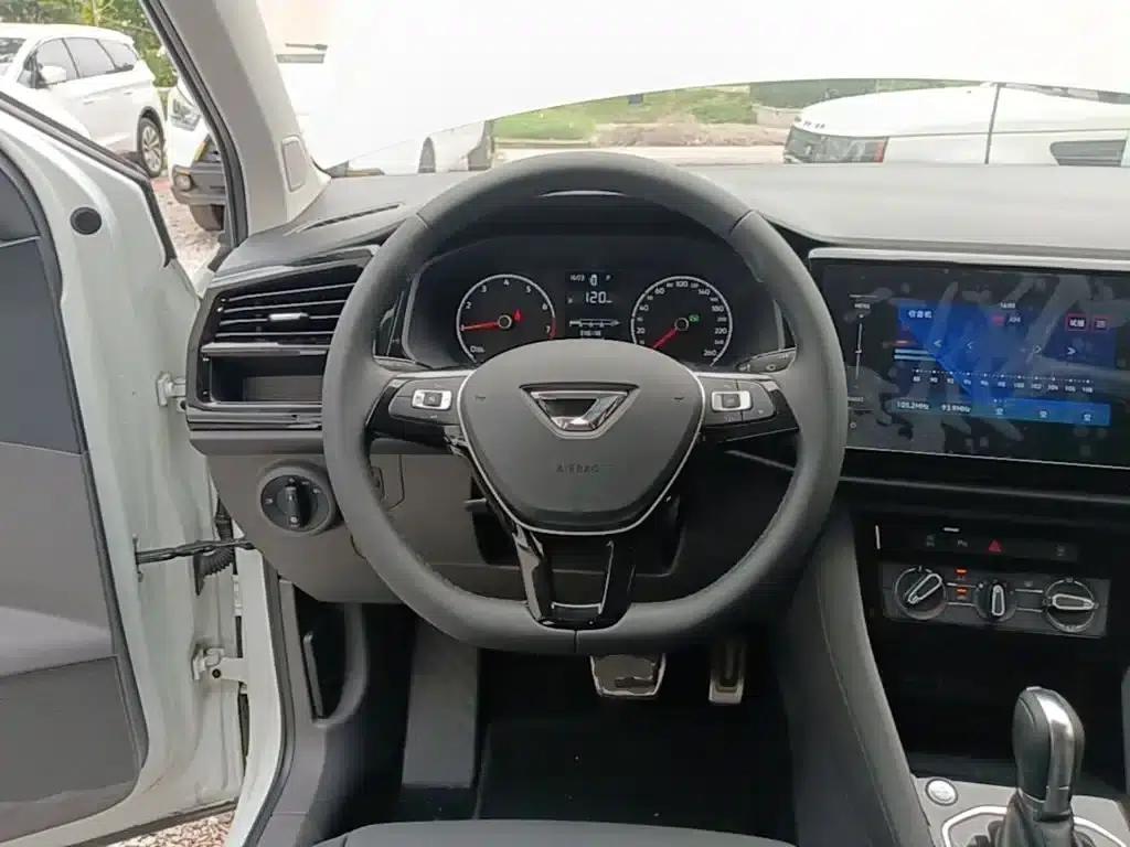 Jetta VS5 2019 280TSI Automatic Enjoyment Edition — миниатюра 11