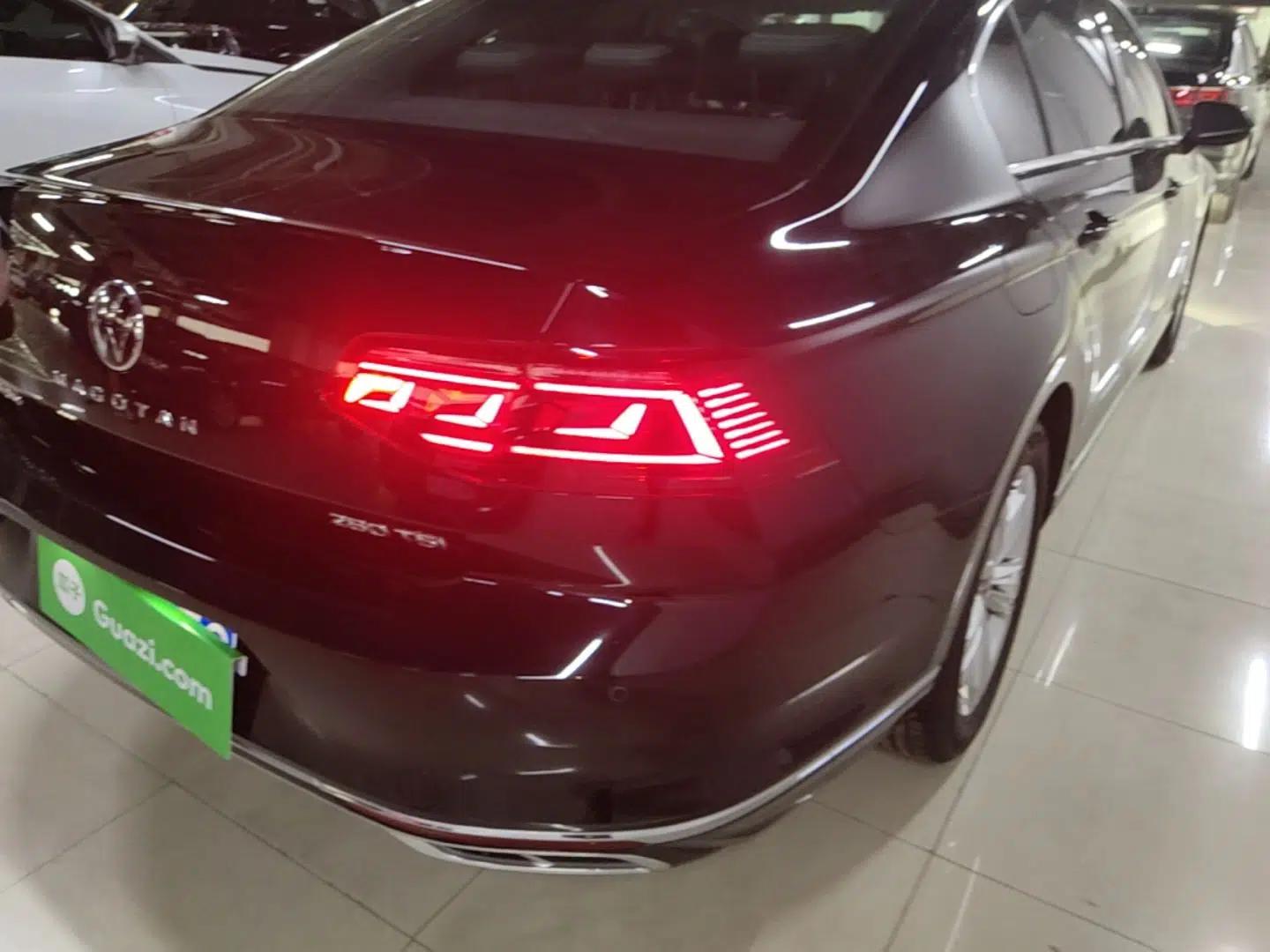 Volkswagen Magotan 2025 Zhongxiang Version 280TSI DSG Comfort Edition — миниатюра 14
