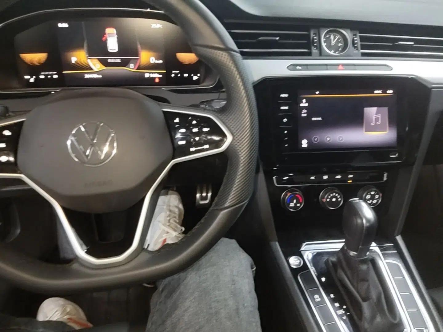 Volkswagen Magotan 2025 Zhongxiang Version 280TSI DSG Comfort Edition — миниатюра 17