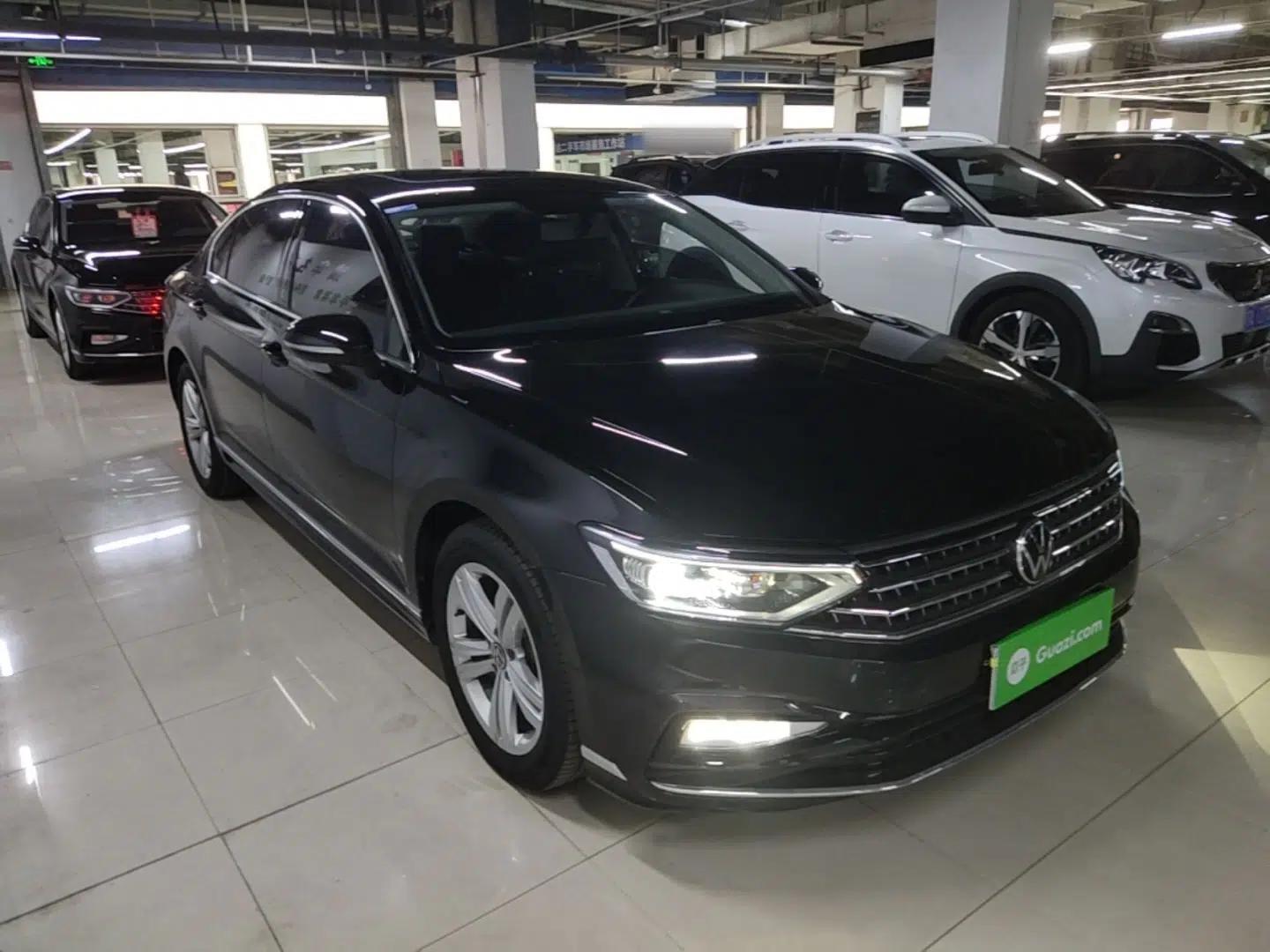 Volkswagen Magotan 2025 Zhongxiang Version 280TSI DSG Comfort Edition — миниатюра 3