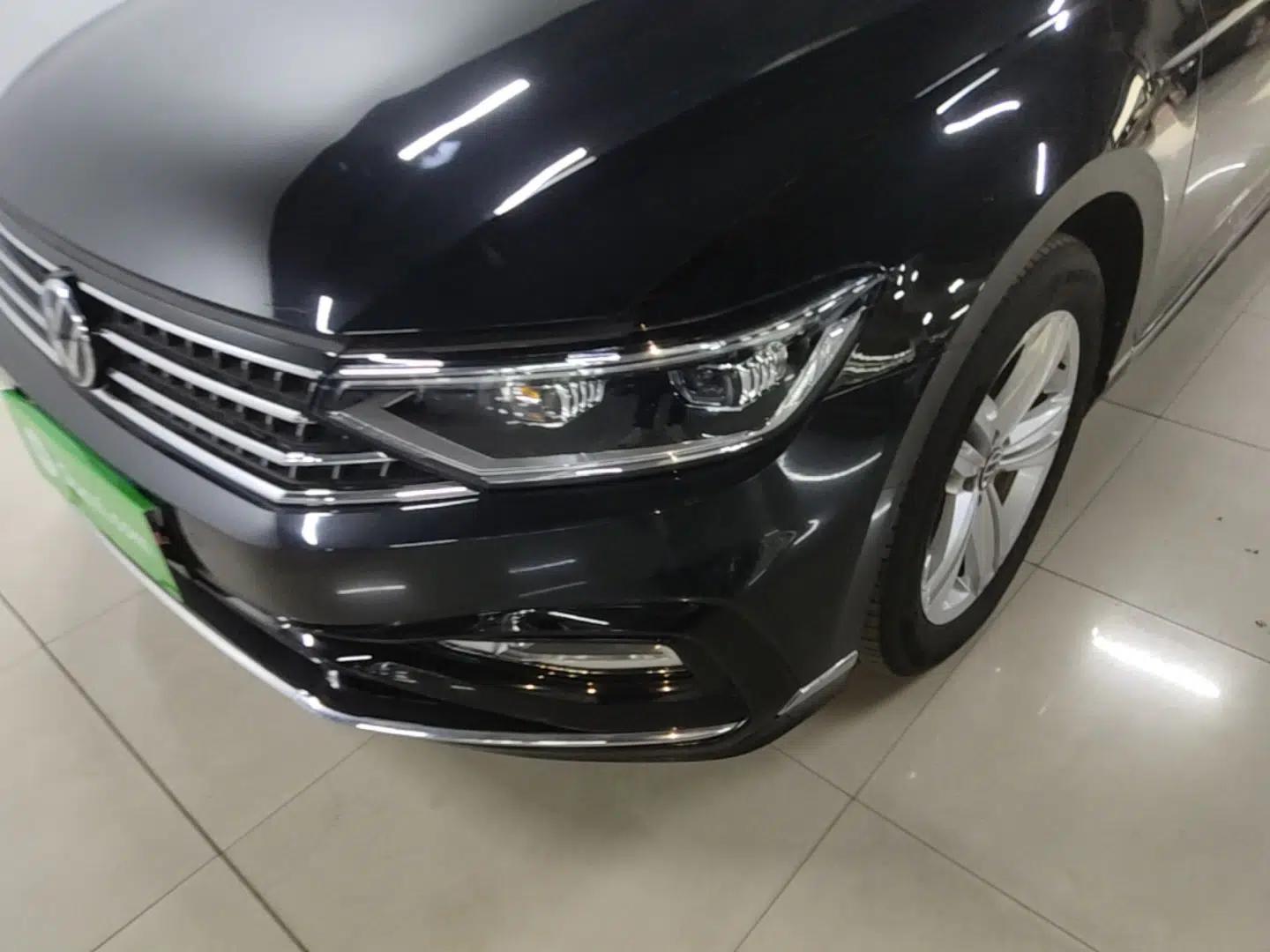 Volkswagen Magotan 2025 Zhongxiang Version 280TSI DSG Comfort Edition — миниатюра 8