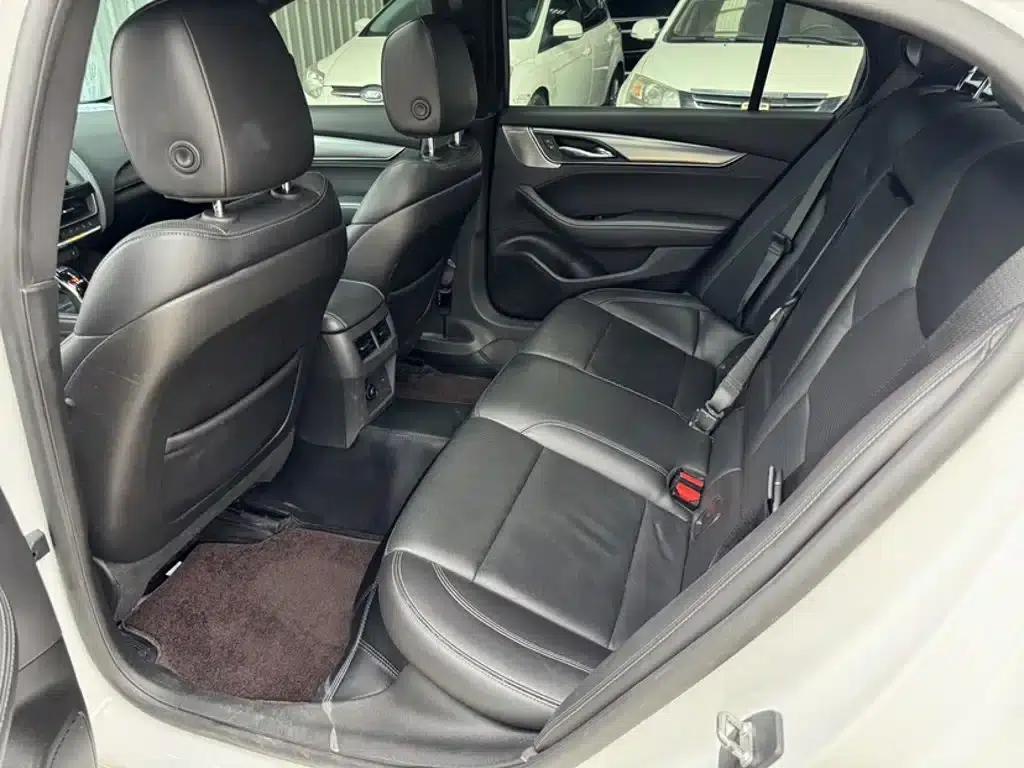 2021 Cadillac CT5 28T Luxury — миниатюра 10