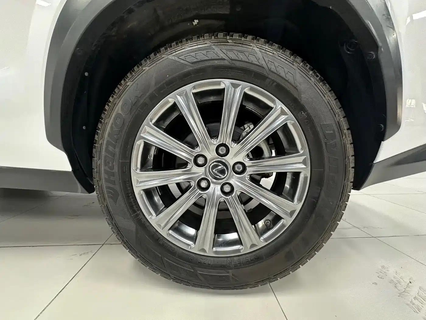 Lexus NX 2020 200 AWD Sport Edition (China V Emission Standard) — миниатюра 9