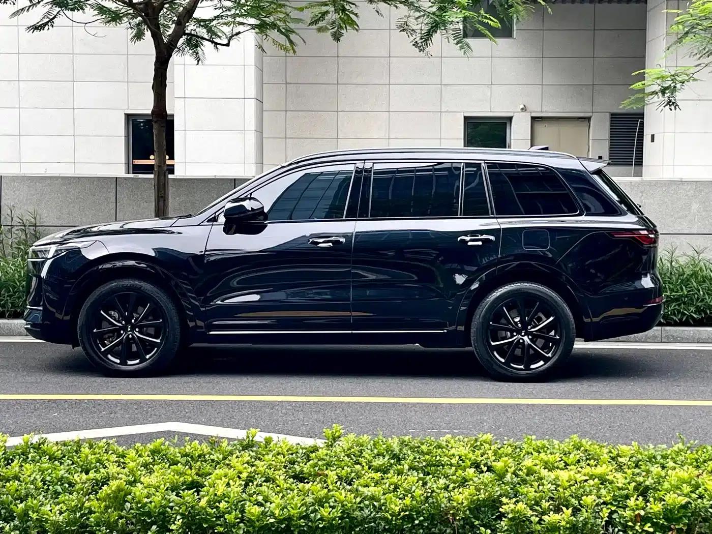 Li Auto ONE 2021 Extended Range 6-Seater — миниатюра 3