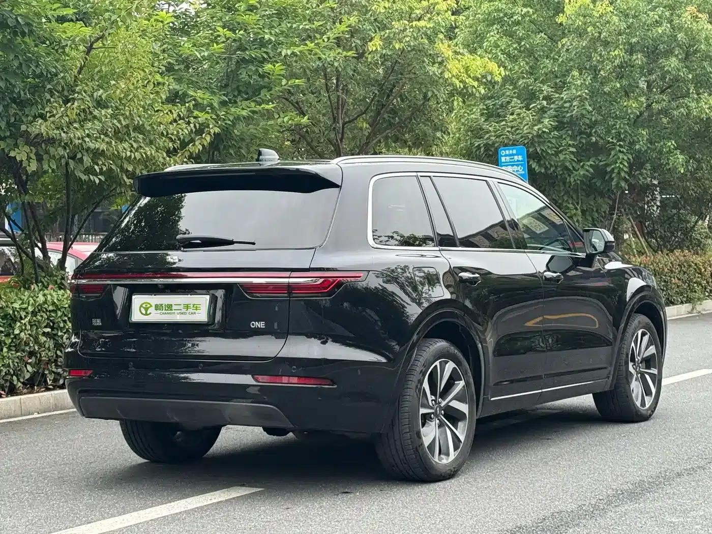 Li Auto ONE 2021 Extended Range 6-Seater — миниатюра 3