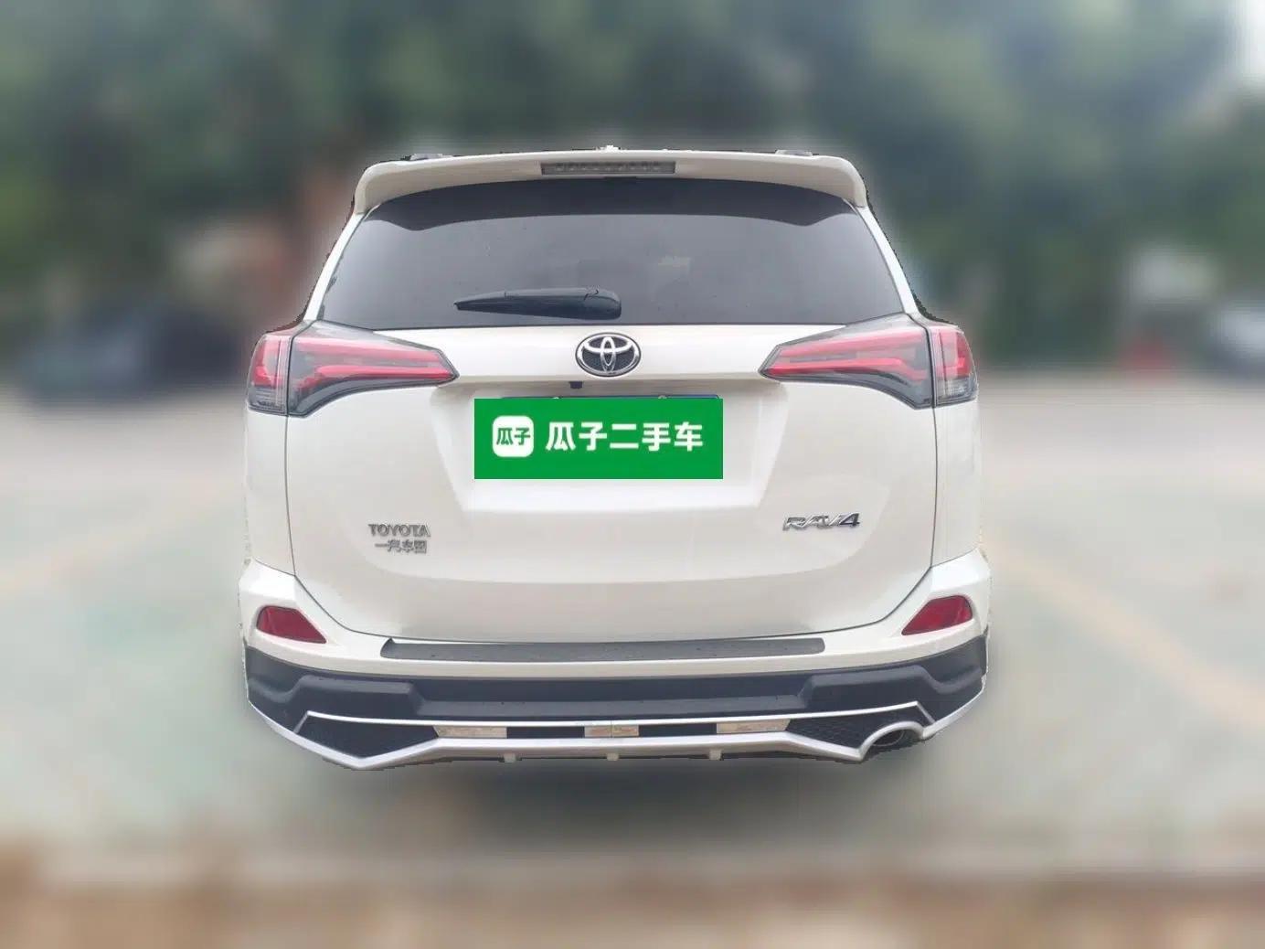 Toyota RAV4 2019 2.0L CVT Two-Wheel Drive Luxury Version China VI Standard — миниатюра 5