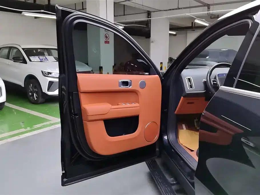 Li Auto L8 2024 Max — миниатюра 7