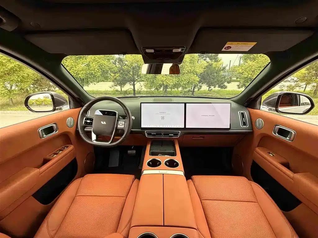 Li Auto L8 2023 Max — миниатюра 6