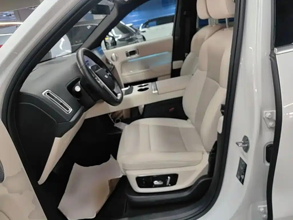 Li Auto L8 2025 Max Smart Renewal Edition — миниатюра 15
