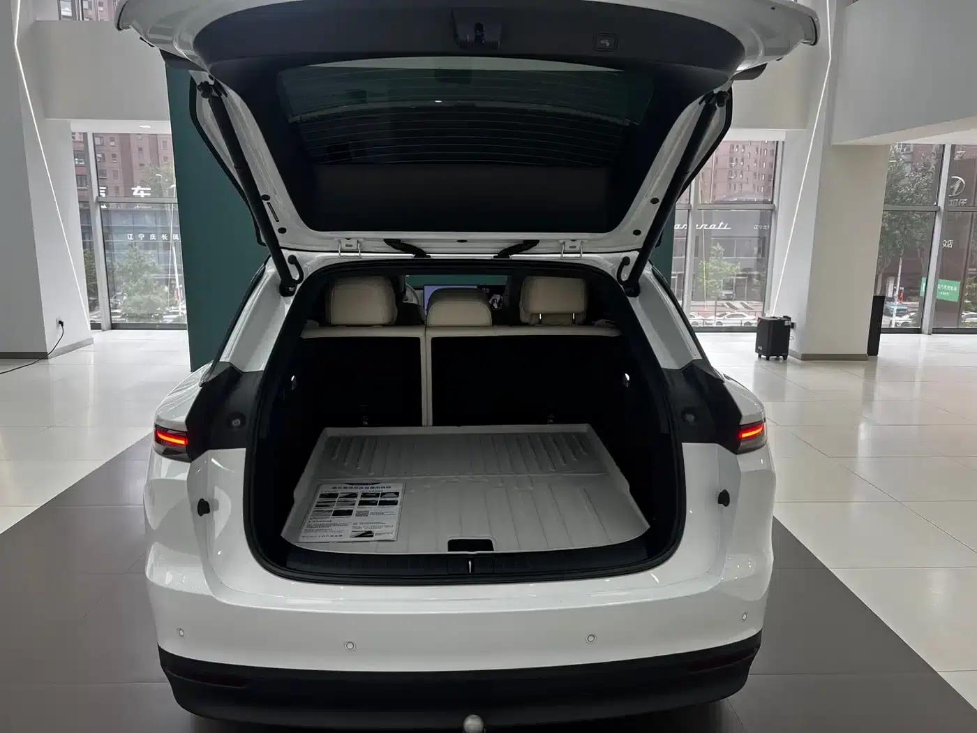 Li Auto i6 2025 AWD Standard Edition — миниатюра 7