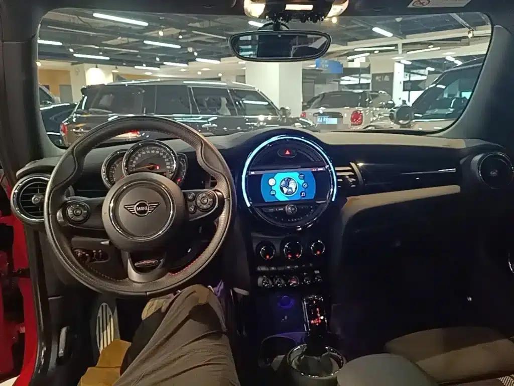 MINI 2019 1.5T COOPER Racer — миниатюра 10