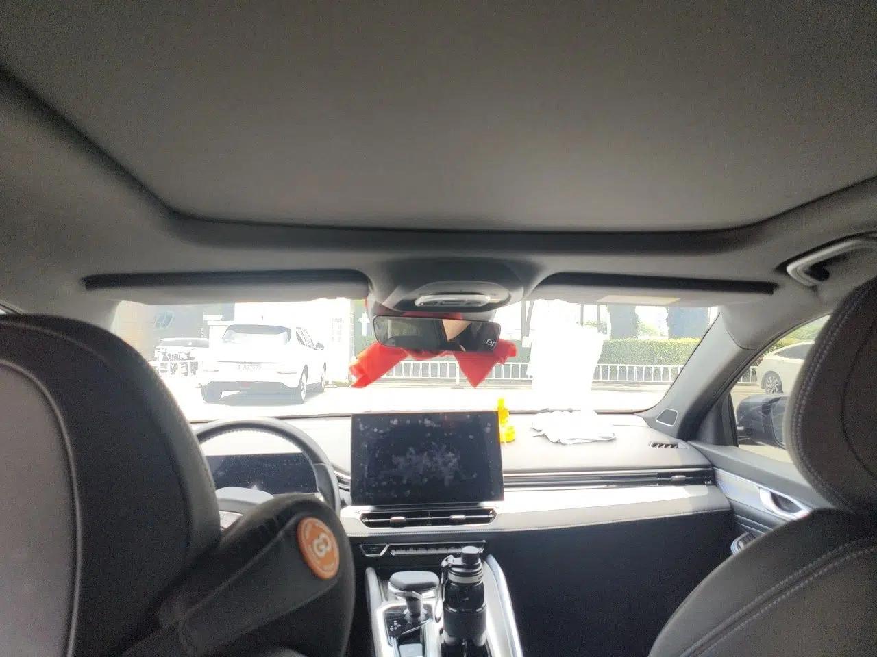 Geely Auto Preface 2025 Dongfang Yao 1.5TD Kunlun Edition — миниатюра 18