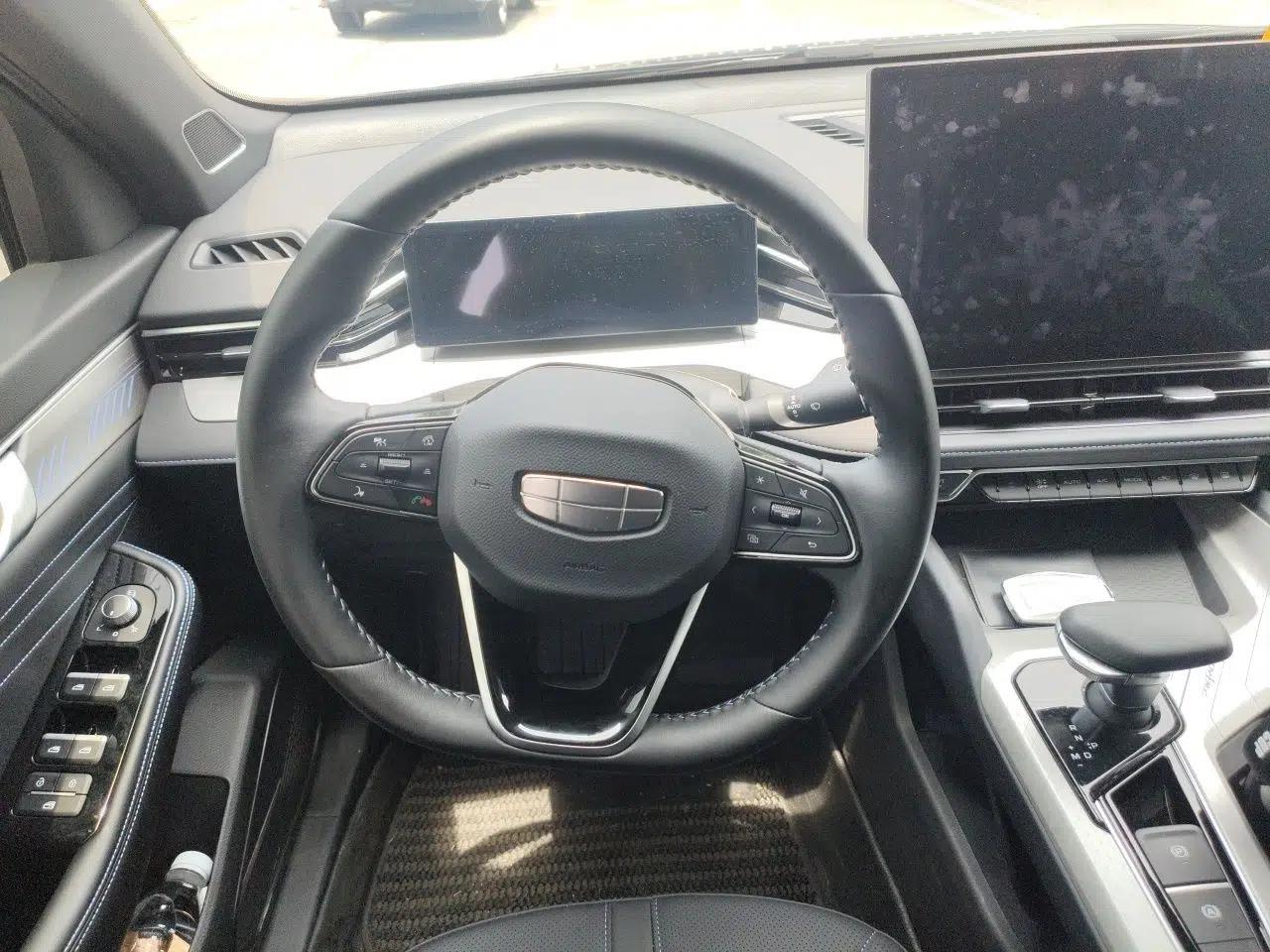 Geely Auto Preface 2025 Dongfang Yao 1.5TD Kunlun Edition — миниатюра 10