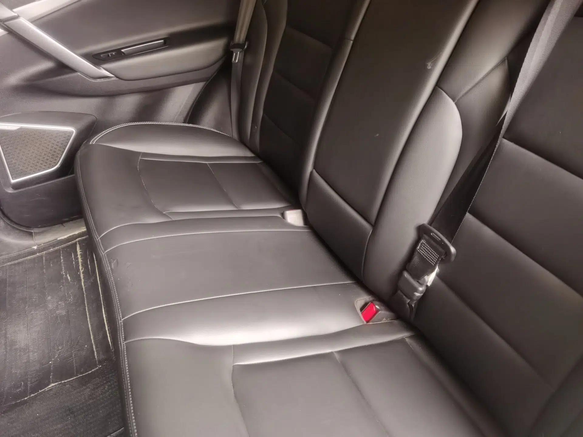 Geely Auto Emgrand X7 Sport 2016 1.8TD Automatic ZhiShang Model — миниатюра 17