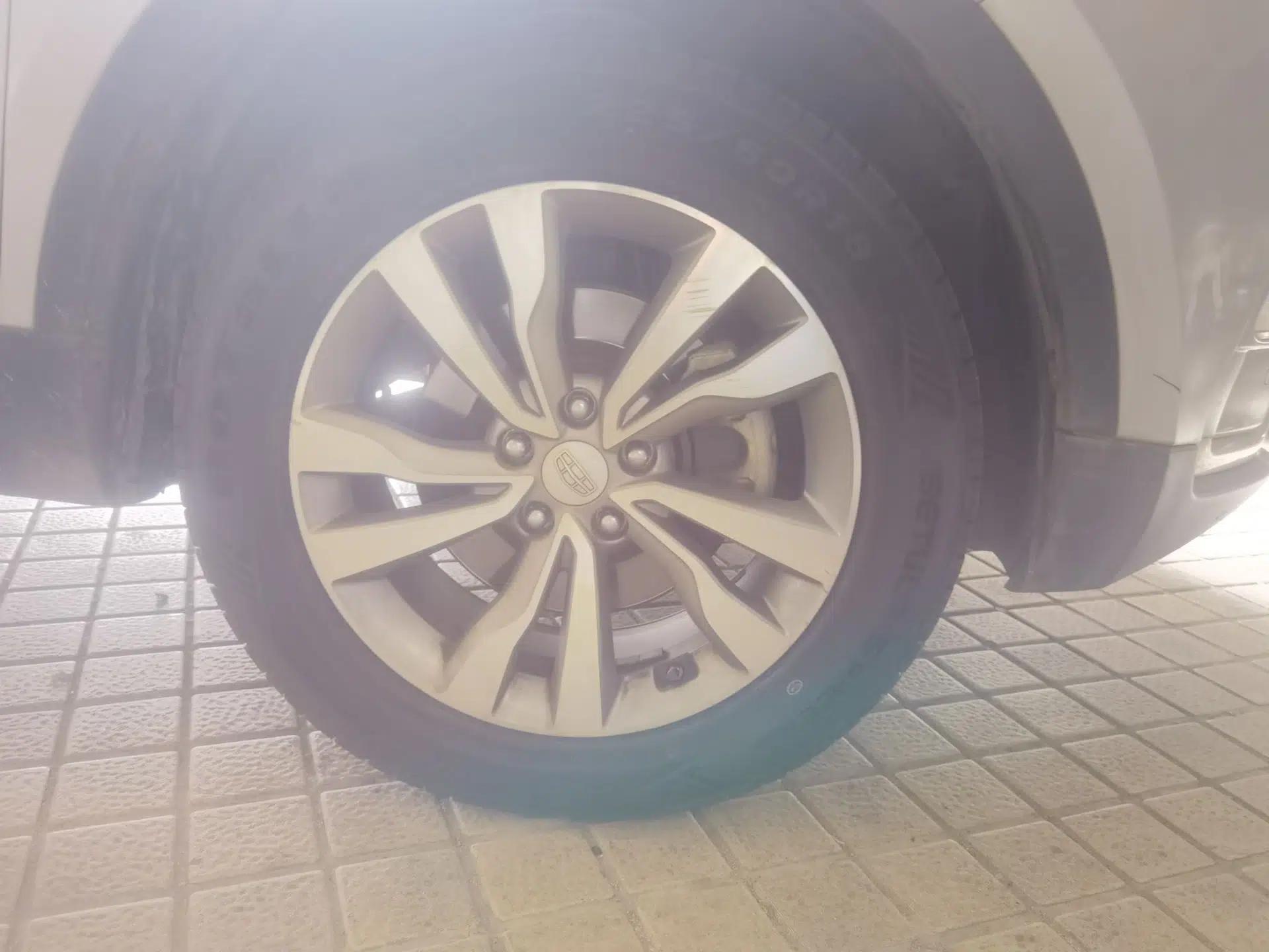 Geely Auto Emgrand X7 Sport 2016 1.8TD Automatic ZhiShang Model — миниатюра 8