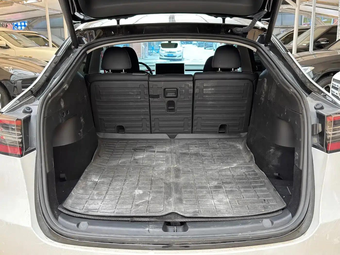 Model Y 2022 Facelift Rear-Wheel Drive Version — миниатюра 14