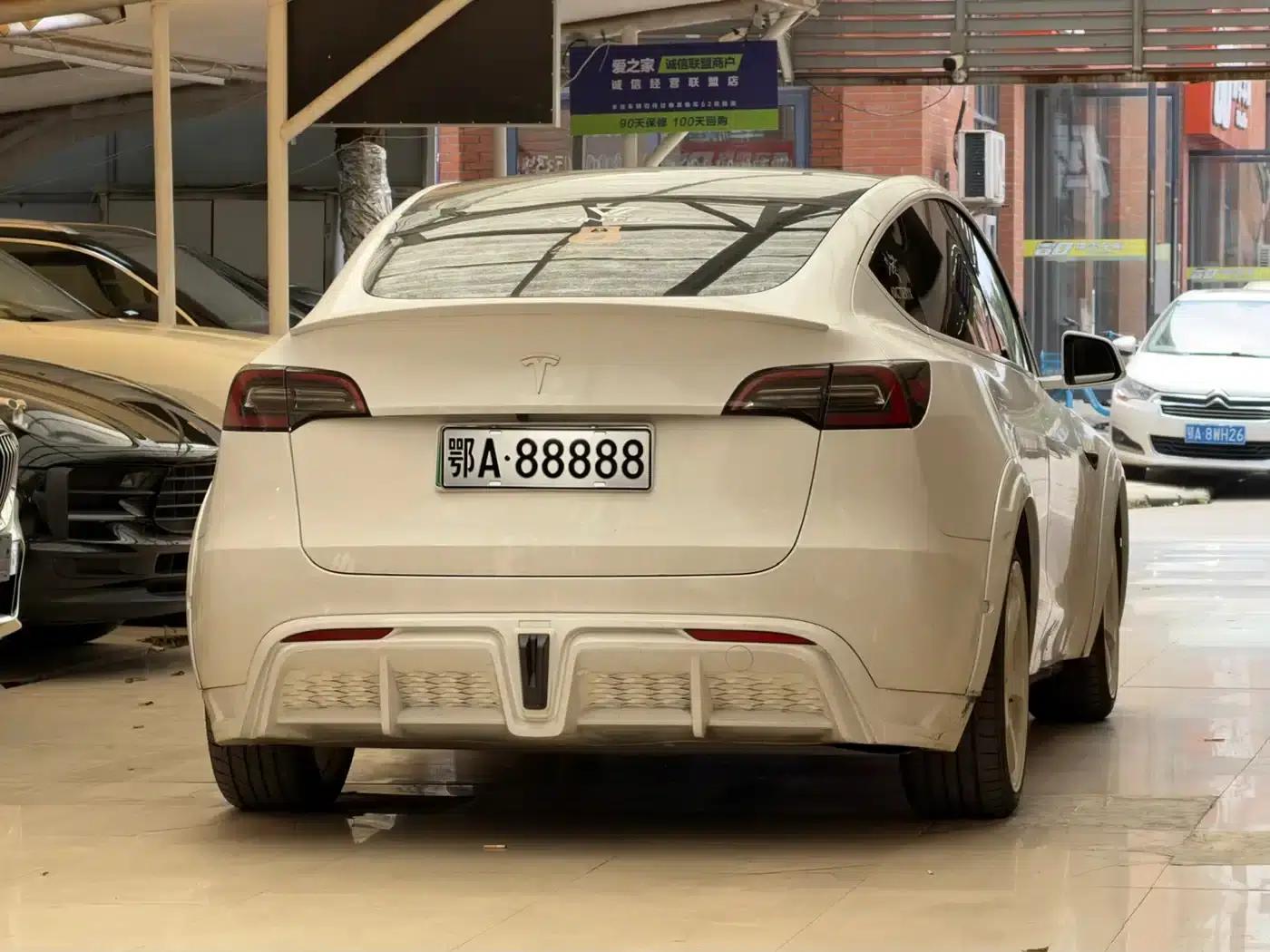 Model Y 2022 Facelift Rear-Wheel Drive Version — миниатюра 6