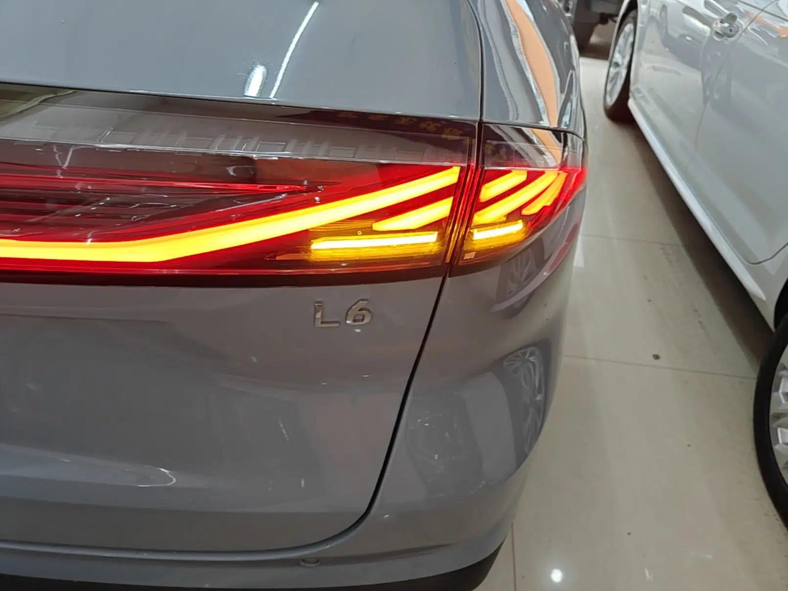 Geely Galaxy L6 2023 125km MAX — миниатюра 9