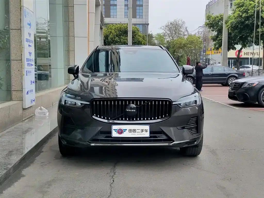 2024 Volvo XC60 B5 AWD Inscription Luxury Edition — миниатюра 2