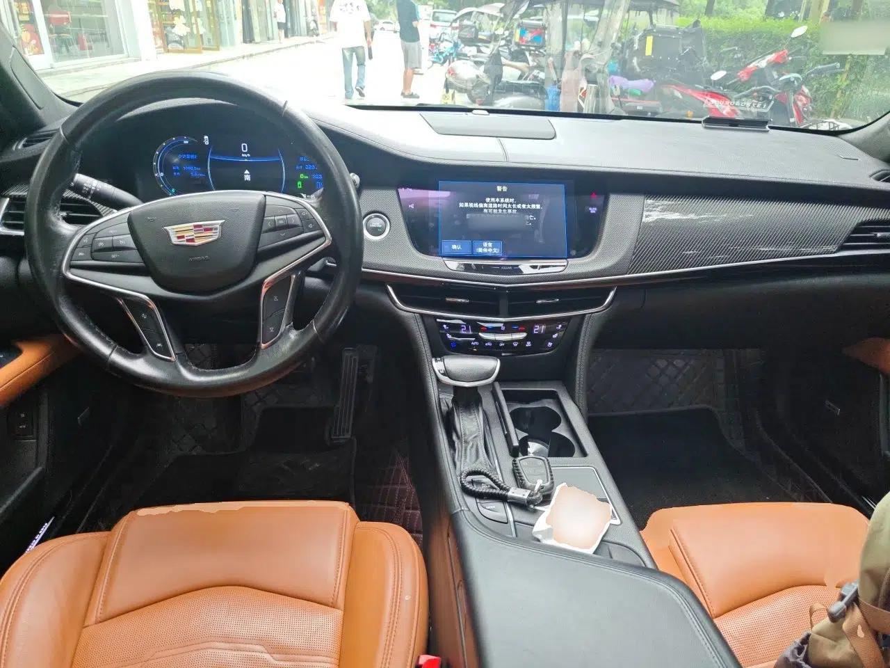 Cadillac CT6 PLUG-IN 2017 30E Premier Edition — миниатюра 9