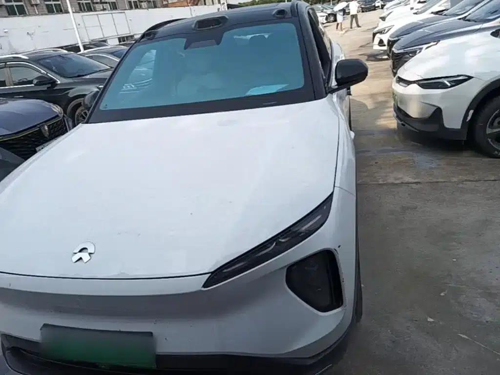 NIO ES6 2024 model 75kWh — миниатюра 3
