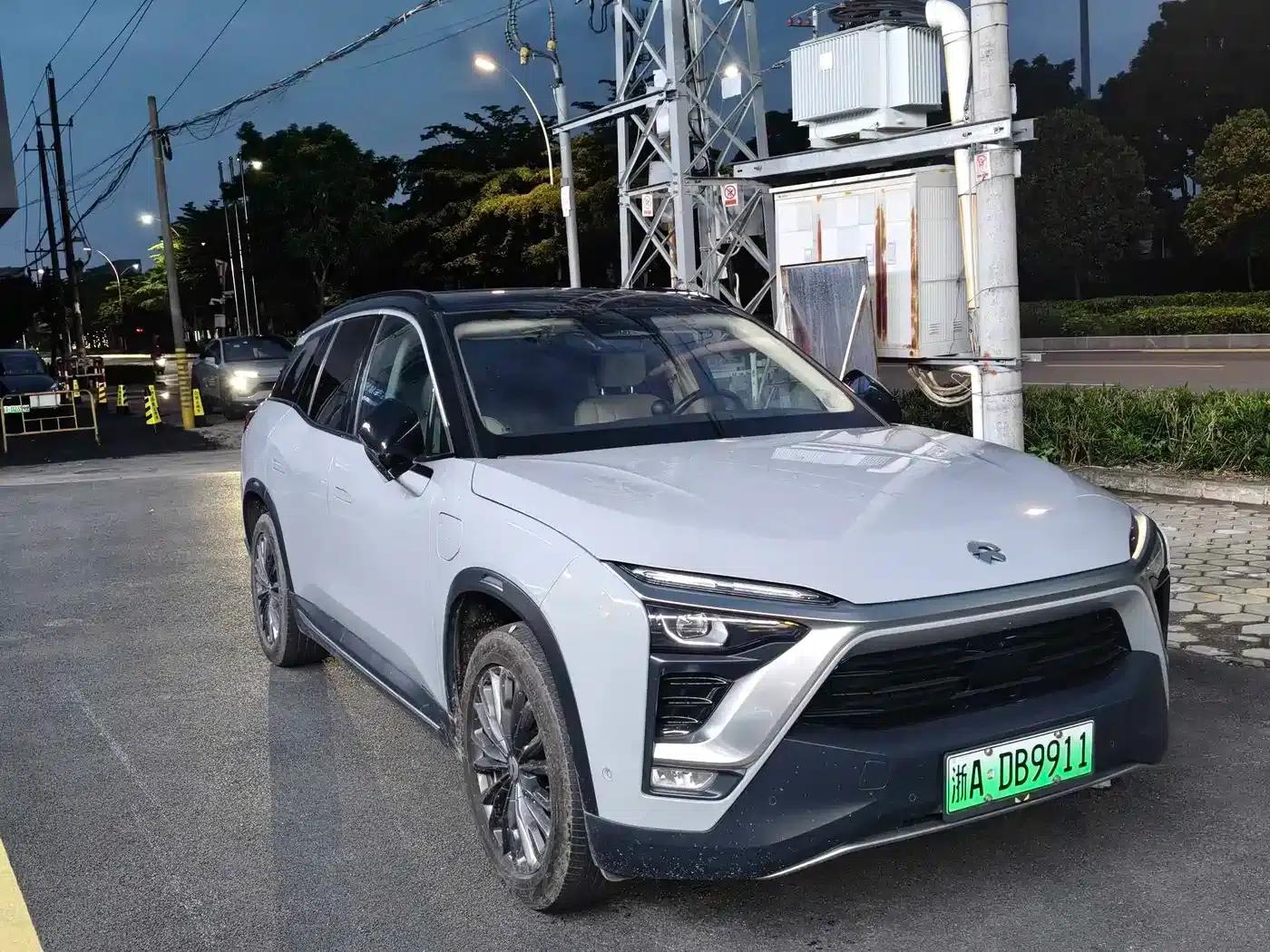 NIO ES8 2018 355KM Base Edition Seven-Seat Version — миниатюра 3