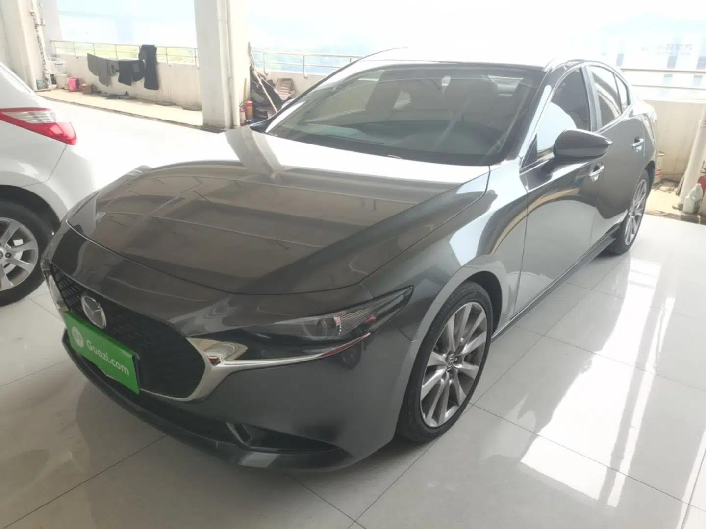 Mazda 3 Axela 2022 2.0L Automatic Zhi Rui Edition — миниатюра 1