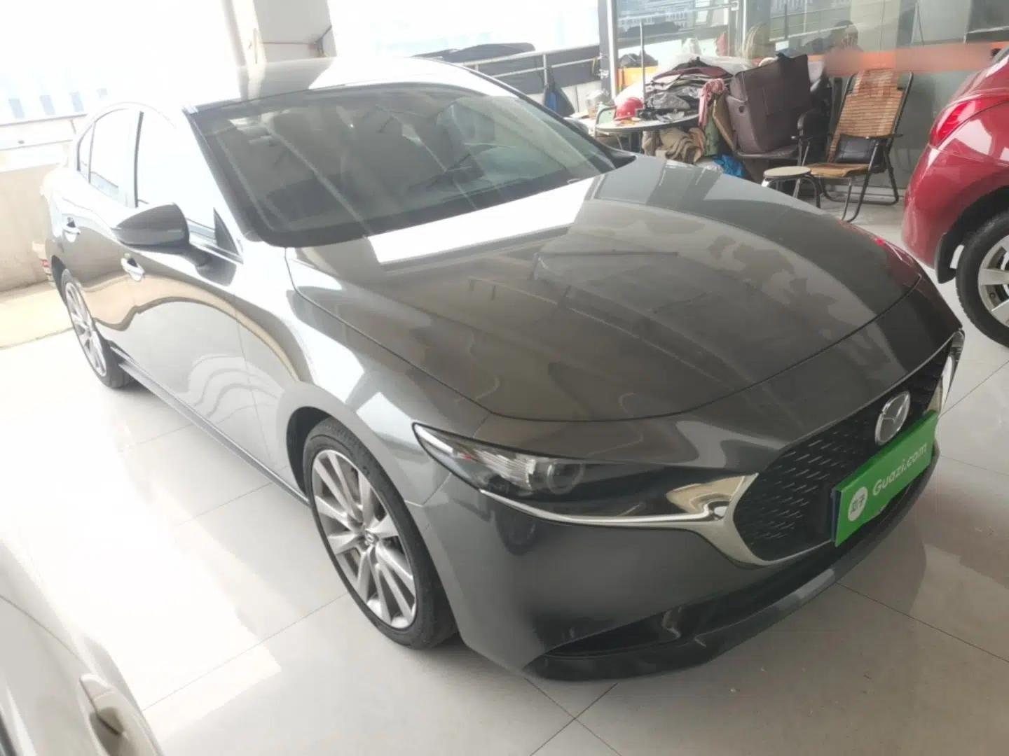 Mazda 3 Axela 2022 2.0L Automatic Zhi Rui Edition — миниатюра 3